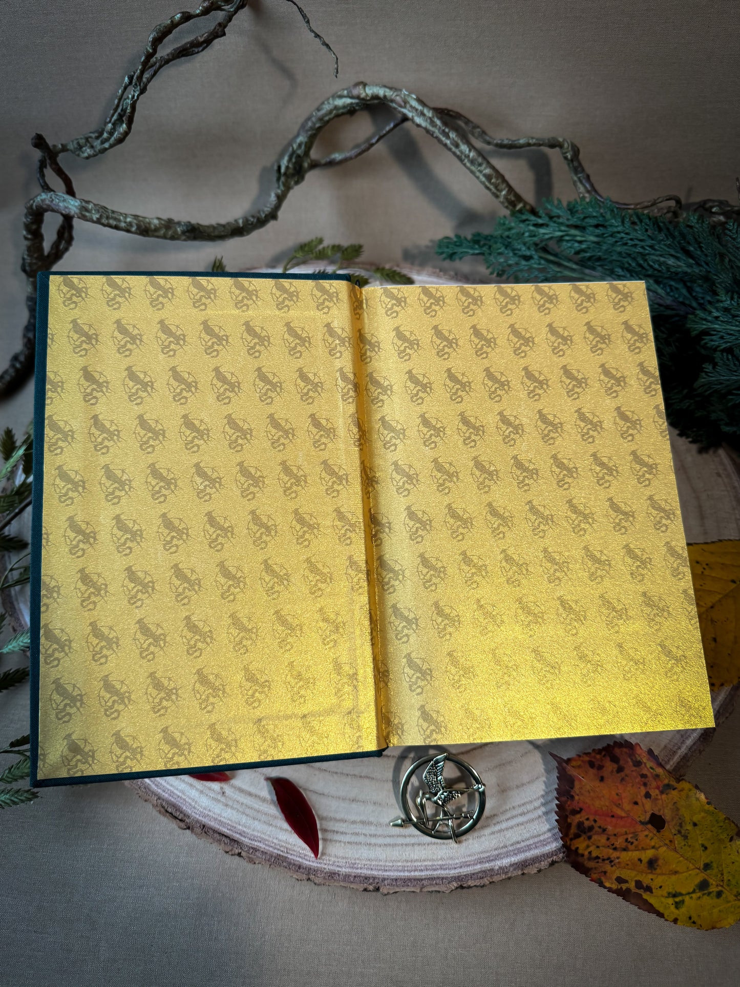The Ballad of Songbirds and Snakes – The Hunger Games Special Edition, Handmade Clothbound Book, Suzanne Collins