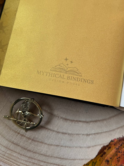 The Ballad of Songbirds and Snakes – The Hunger Games Special Edition, Handmade Clothbound Book, Suzanne Collins