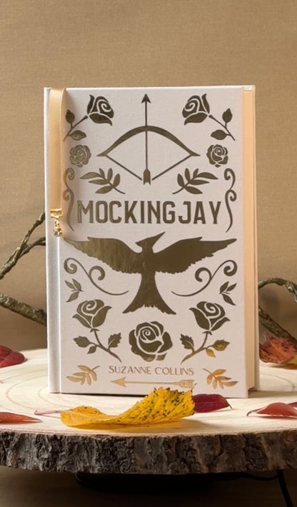 The Hunger Games 3 Book Set – Special Edition, Handmade Clothbound Book, Suzanne Collins