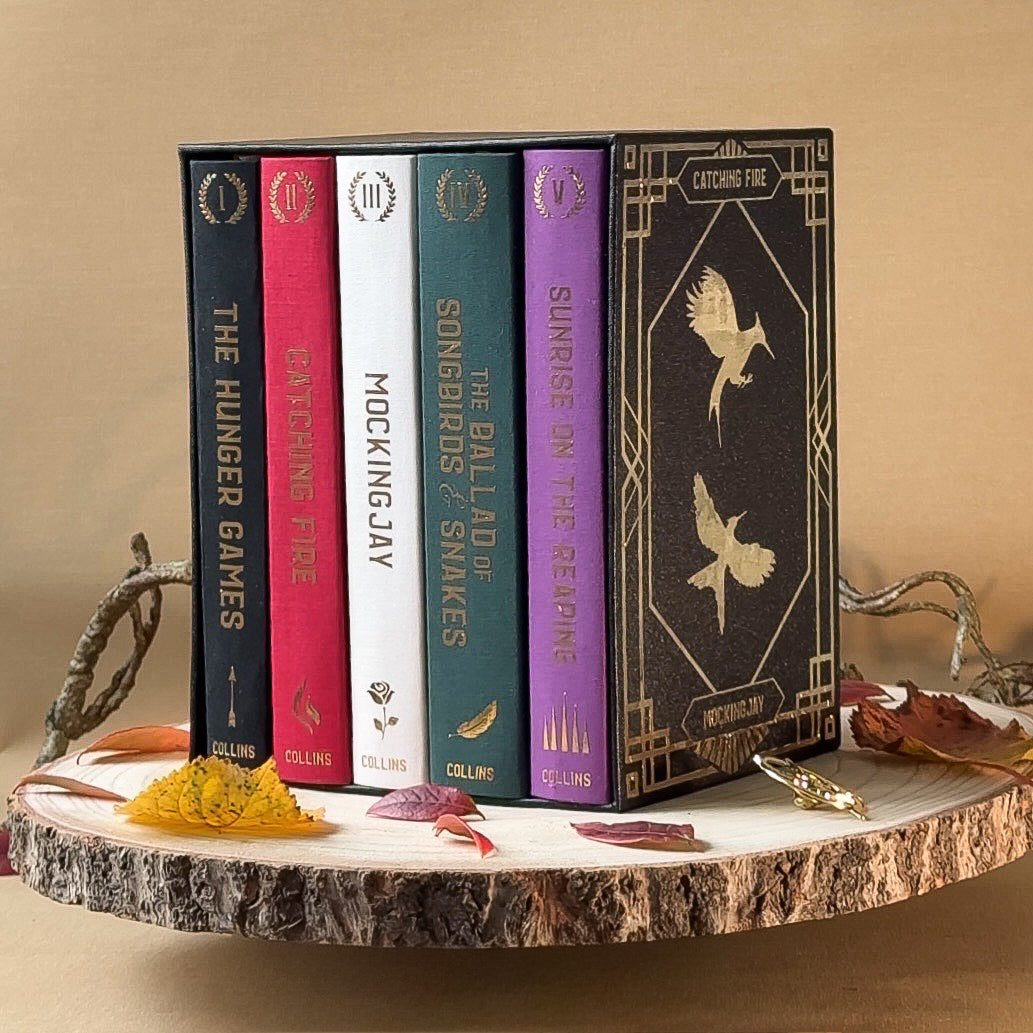 The Hunger Games Complete Bookset – Special Edition, Handmade 5 book Collection, Suzanne Collins