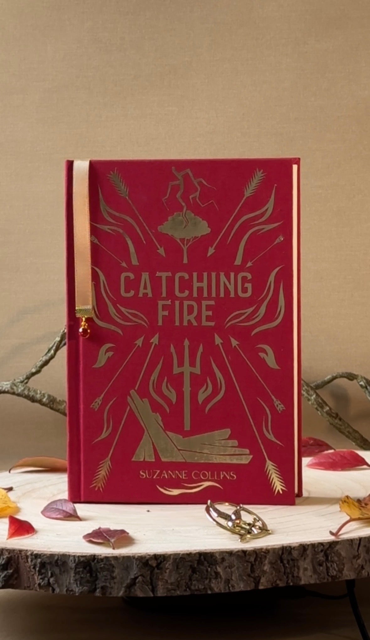 The Hunger Games 3 Book Set – Special Edition, Handmade Clothbound Book, Suzanne Collins